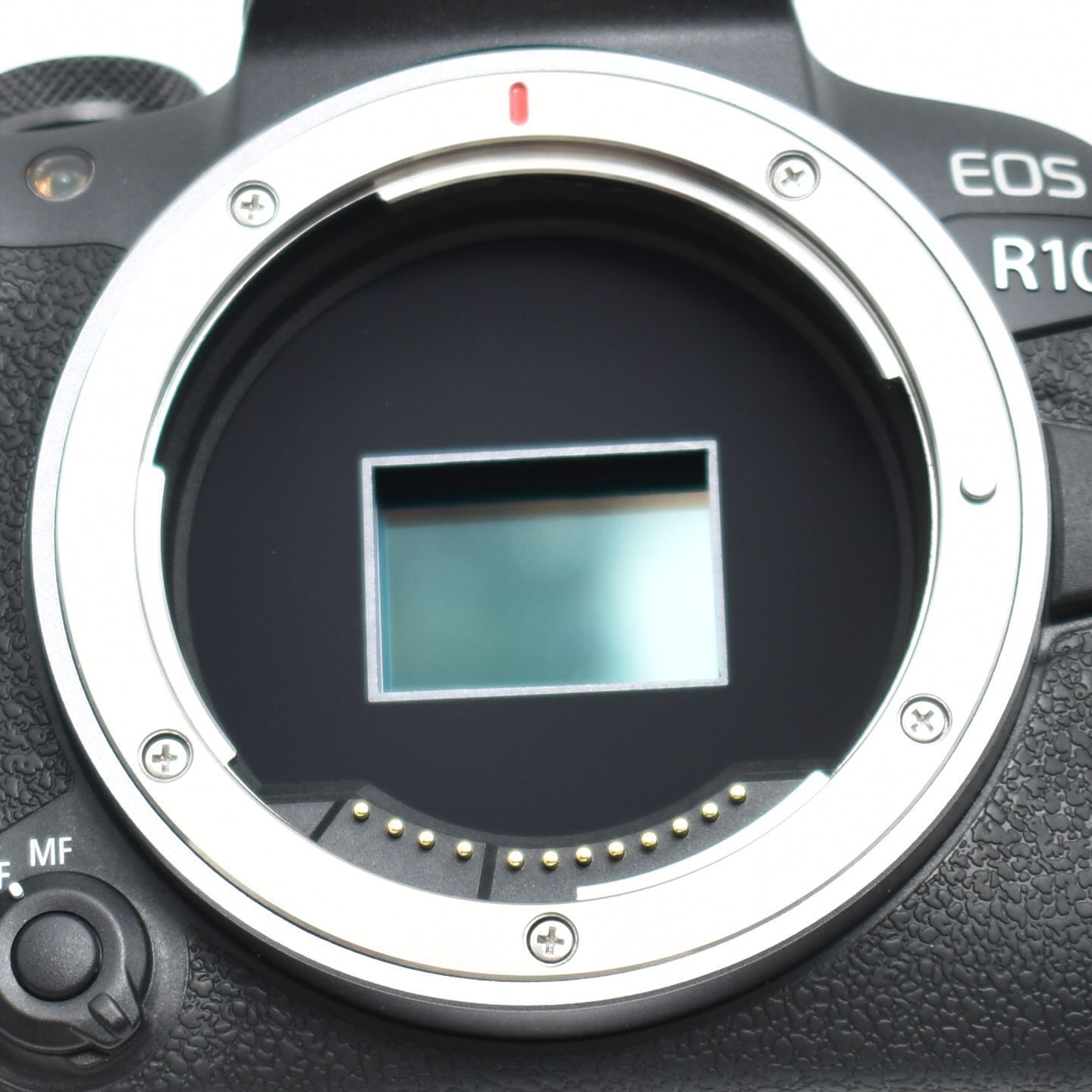 ミラーレス一眼カメラ EOS