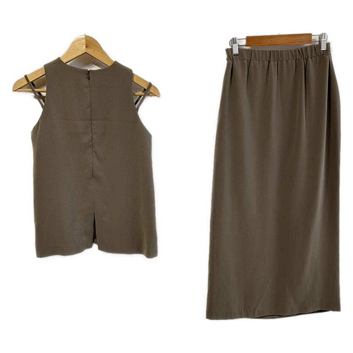 Mila Owen ミラオーウェン スカートセットアップ レディース - カーキ