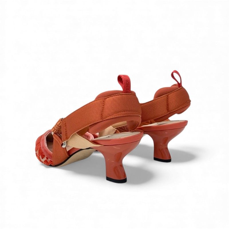 フェンディ FENDI コリブリ パンプス 靴 シューズ ベロア ファブリック