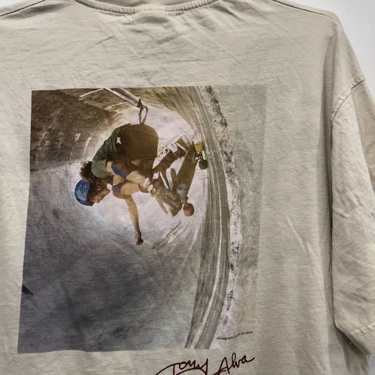 爆買い，高品質 ザラ x Tony Alva コラボ バックプリント 半袖Tシャツ Tシャツ