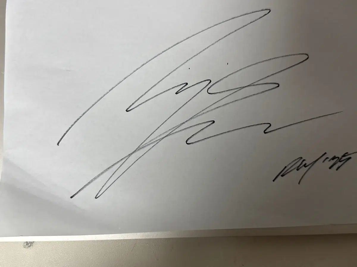 防弾 BTS アールエム(RM・ナムジュン) サイン入り - メルカリ