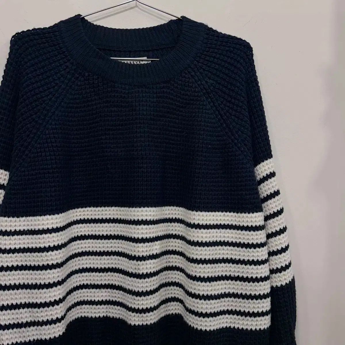 アドレブ オーバーサイズ ワッフル ストライプ ニット