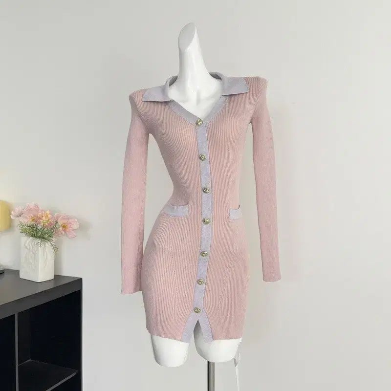 レビット バイ ピンク スリムフィット ゴージ ニット ONE PIECE