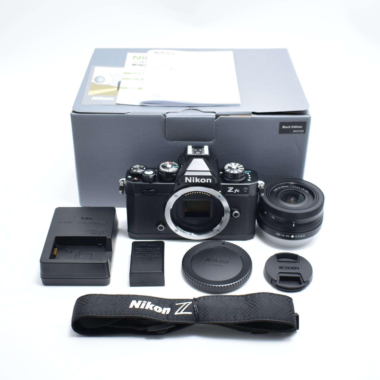 B 10699 Nikon ミラーレス一眼 Z fc ブラック 16-50 VR レンズキット