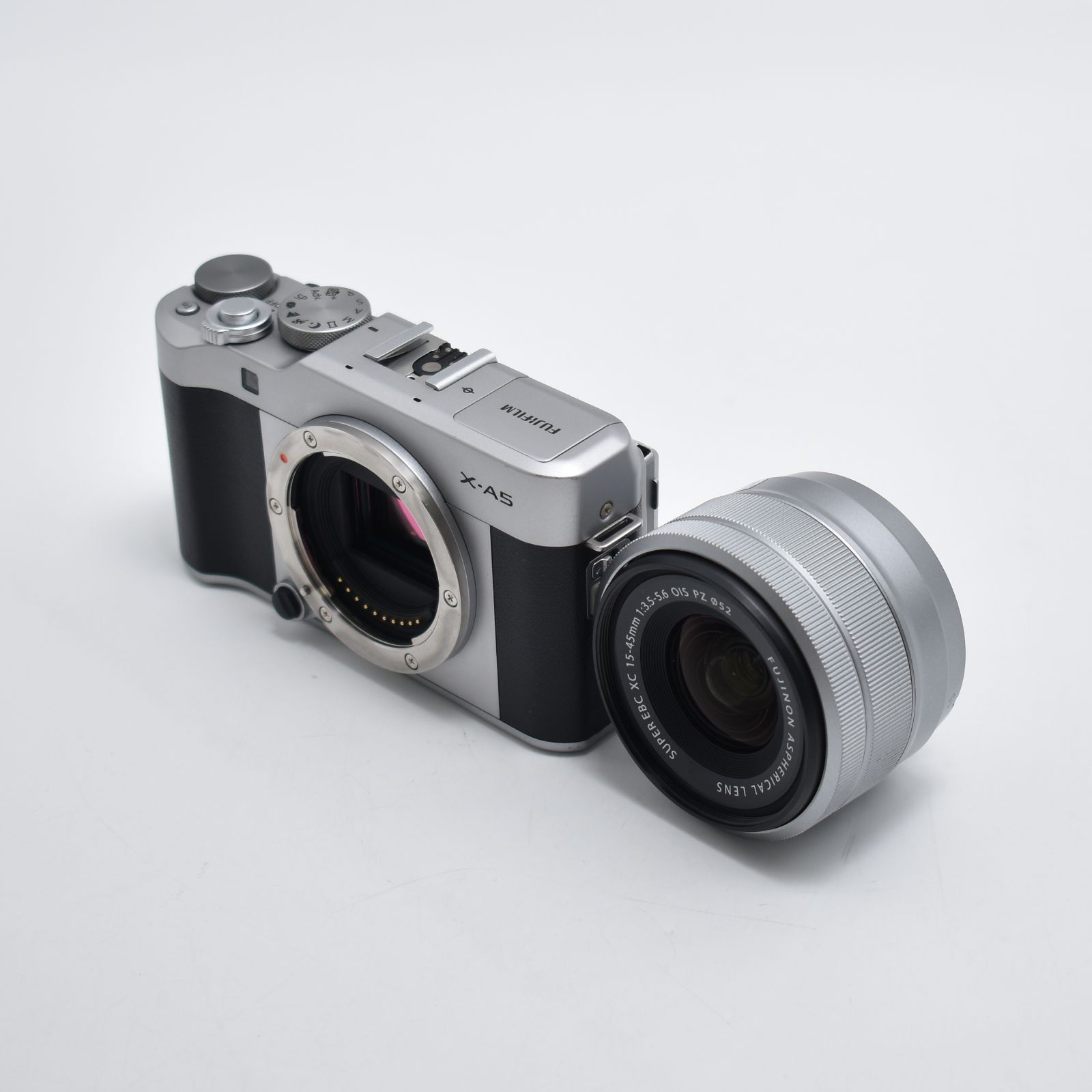 B 10694 富士フイルム ミラーレス一眼カメラ X A 5レンズキット シルバー 5 LK S