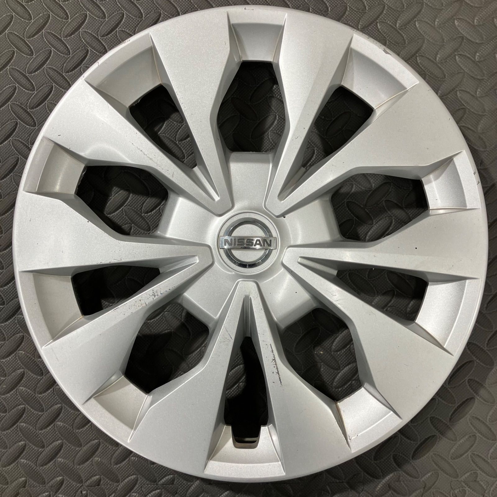 日産 セレナ C27 ホイールキャップ 1枚 ホイールカバー 純正 中古部品