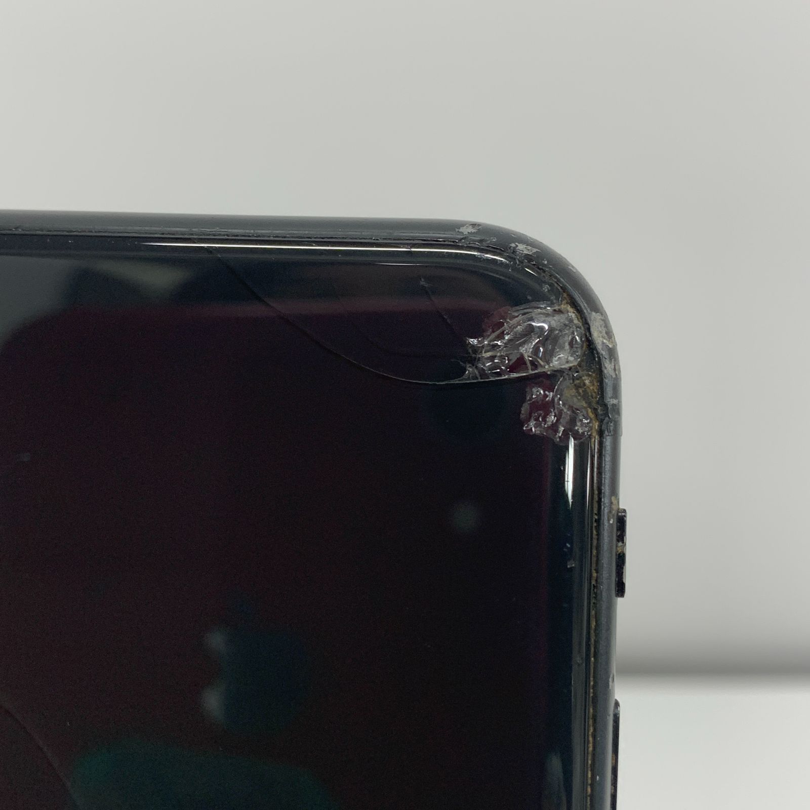 iPhone SE2 第2世代(SE2) ブラック No.E24 【ジャンク品】 - メルカリ