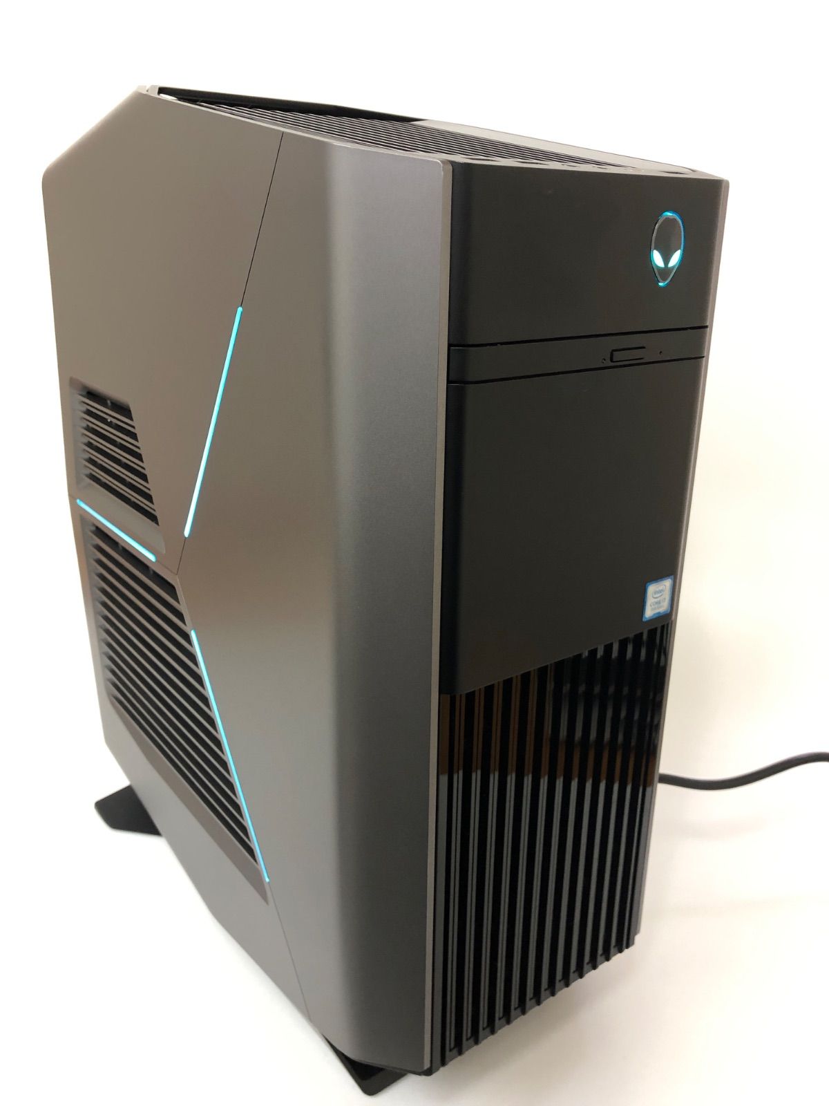 DELL Alienware Aurora R 8 Core i 7-9700 32 GB RTX 2060 Windows 11 即使用可 RUHT-022910