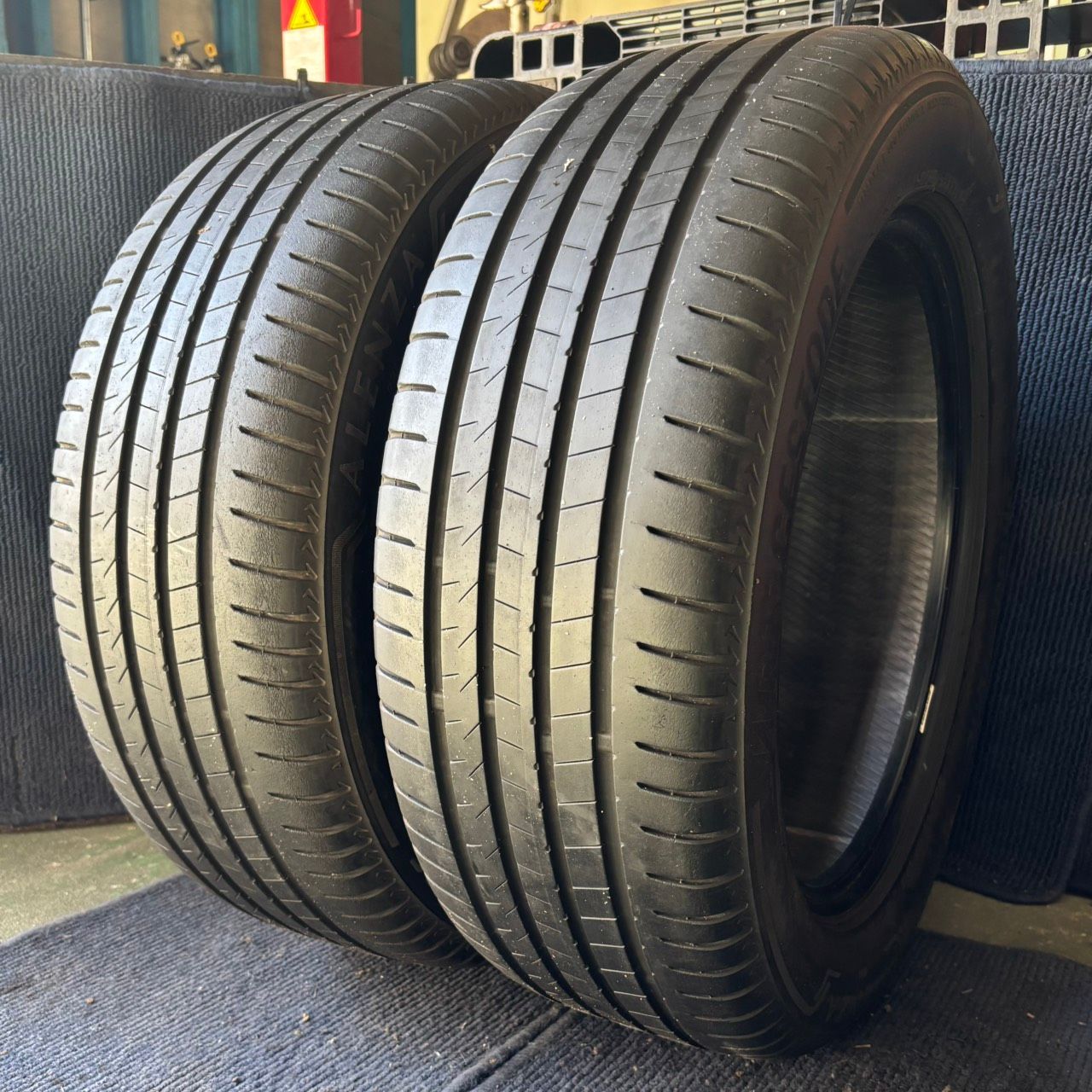 造 溝7分山 ALENZA 001 2本 225 55Ｒ17 ASP 3395