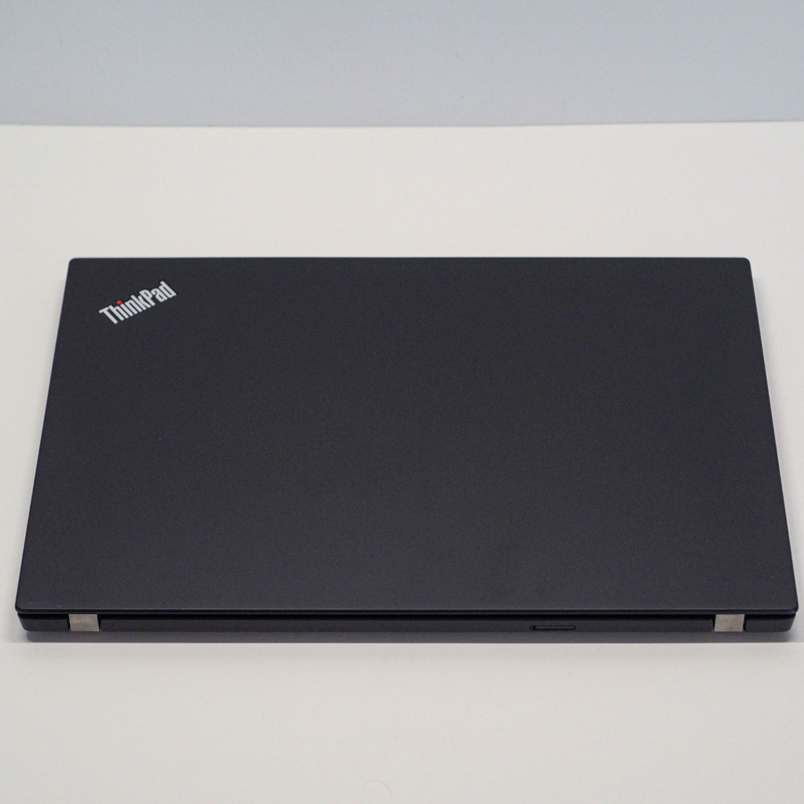 Lenovo ThinkPad T490s、32 GBメモリ、i7-8665U vPro、1TB SSD、整備 Lenovo ThinkPad T490s、32 GBメモリ、i7-8665U vPro、1TB SSD、整備