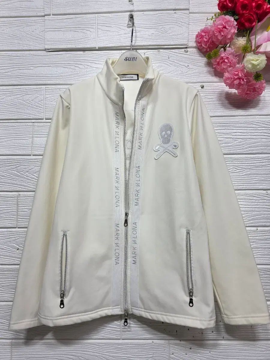 ほぼ新品 正規品 MARK & LONA マークアンドロナ 起毛 アウター large