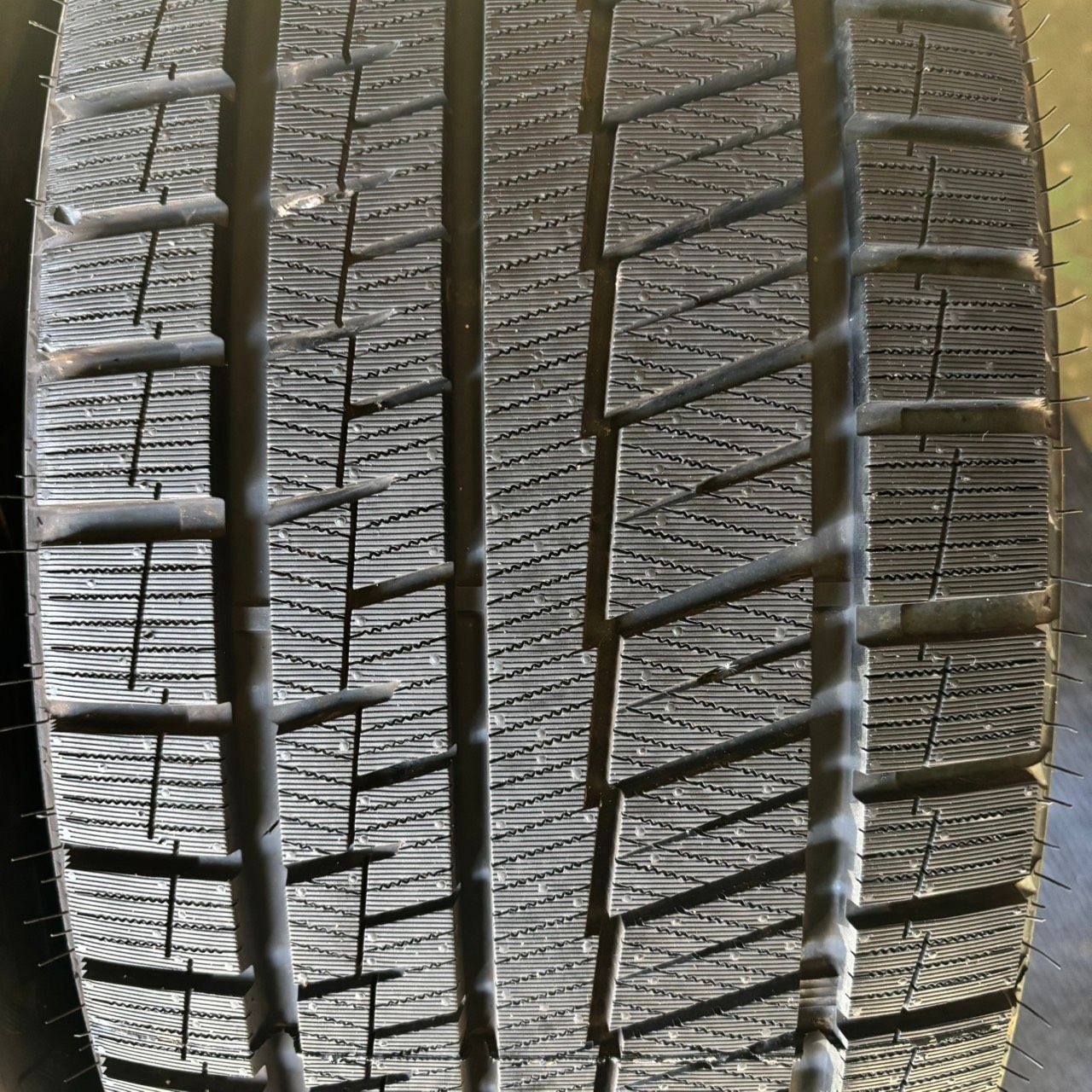 製造 溝8分山 GRIP ICE X 4本 225 55Ｒ17 スタッドレス ASP 3396