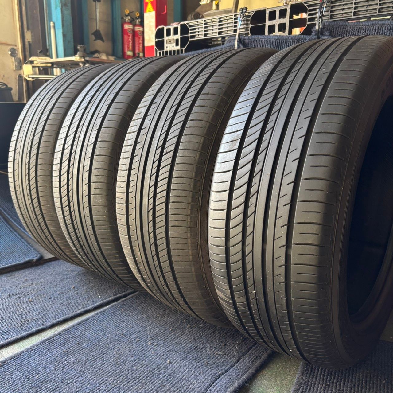 造 溝6～7 5分山 ADVAN ｄB v 552 4本 225 50Ｒ17 ASP 3397