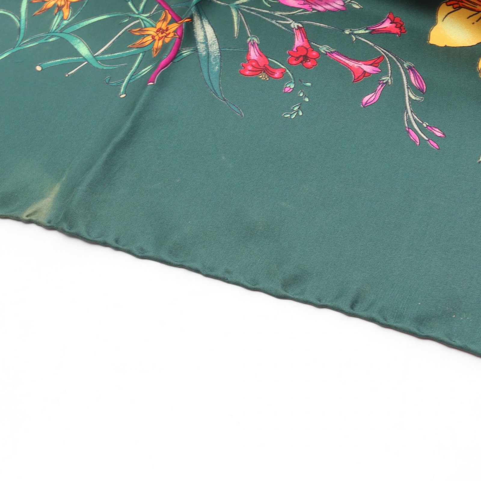 グッチ フローラ