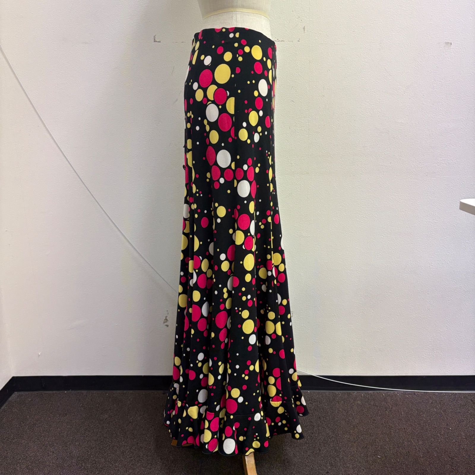 ソニアジョーンズ】フラメンコ衣装 スカート ファルダ ブラック ピンク