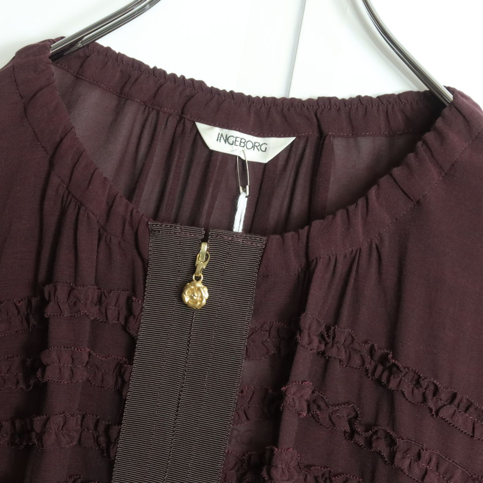 インゲボルグ 豪華フリル付きブラウス インゲボルグ 豪華フリル付きブラウス