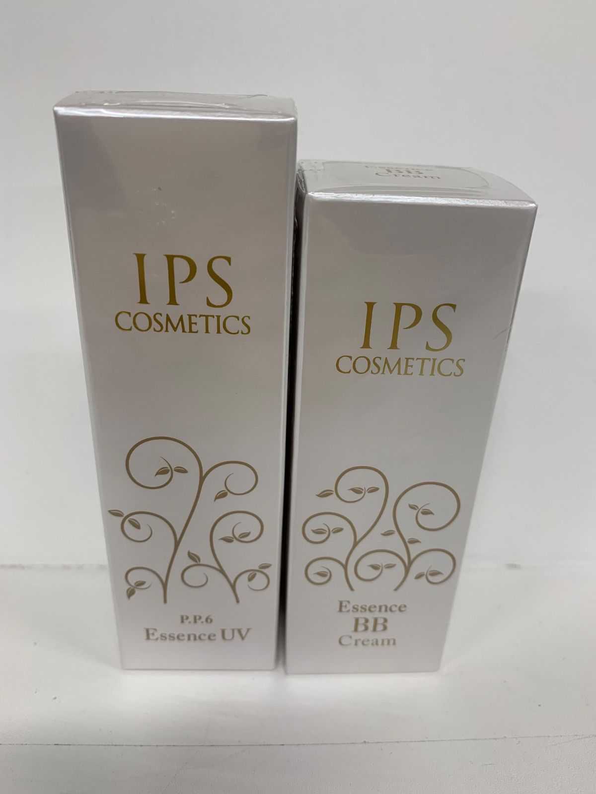 R 3146 IPSコスメティックス IPSエッセンスBBクリーム02 30 g IPSエッセンスUV 計2点セット