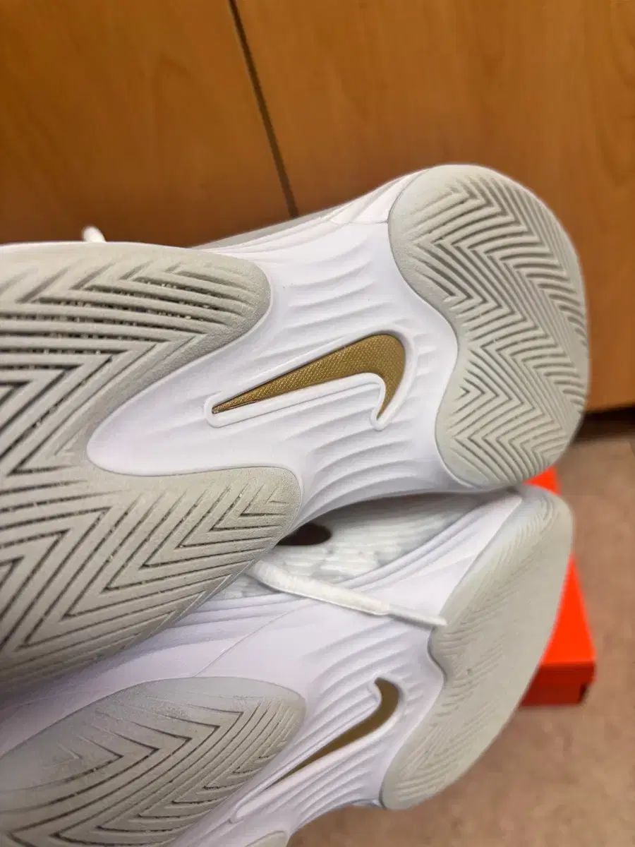 テニス NIKE ベイパー12 マグノリア 275