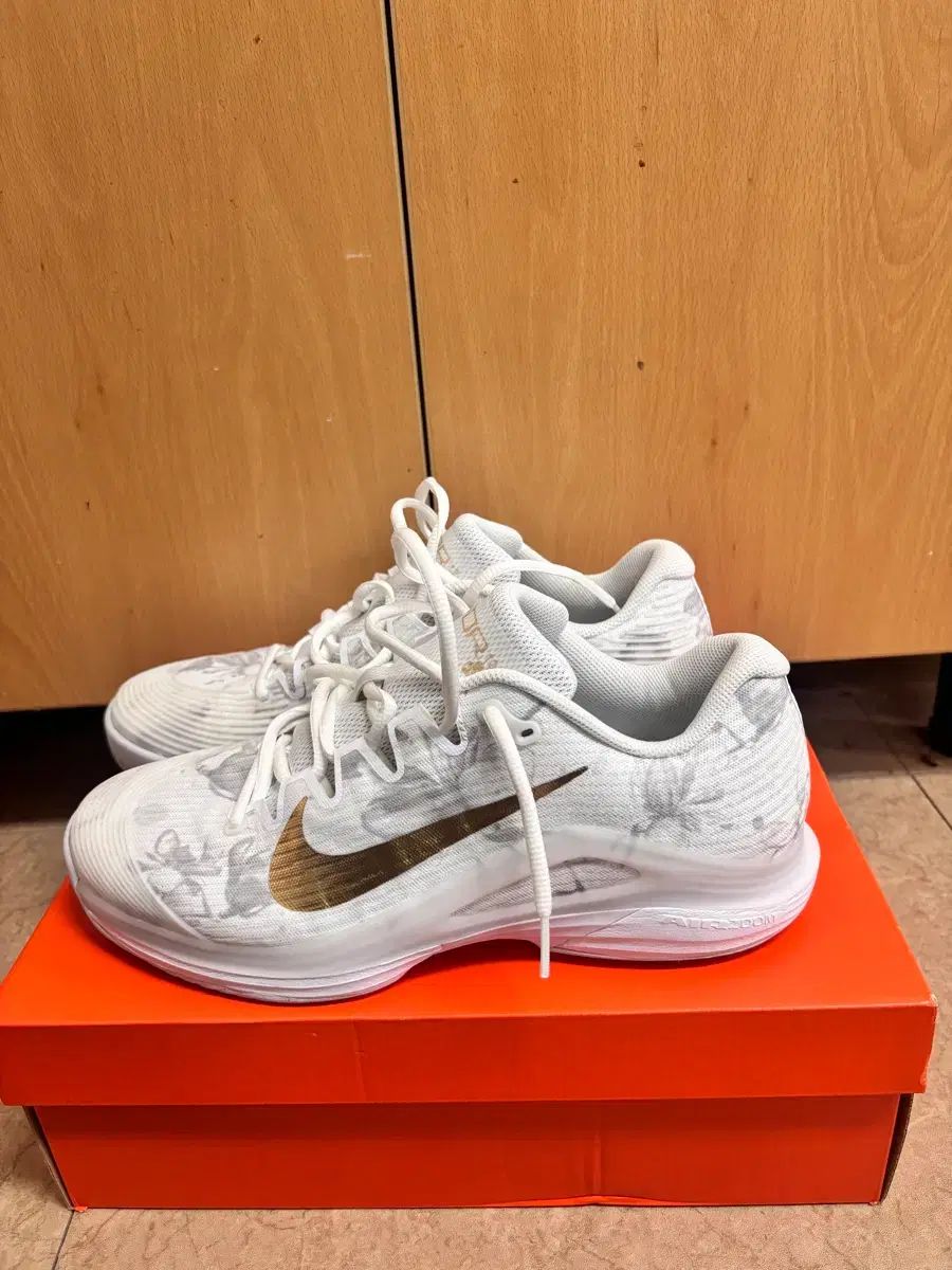 テニス NIKE ベイパー12 マグノリア 275