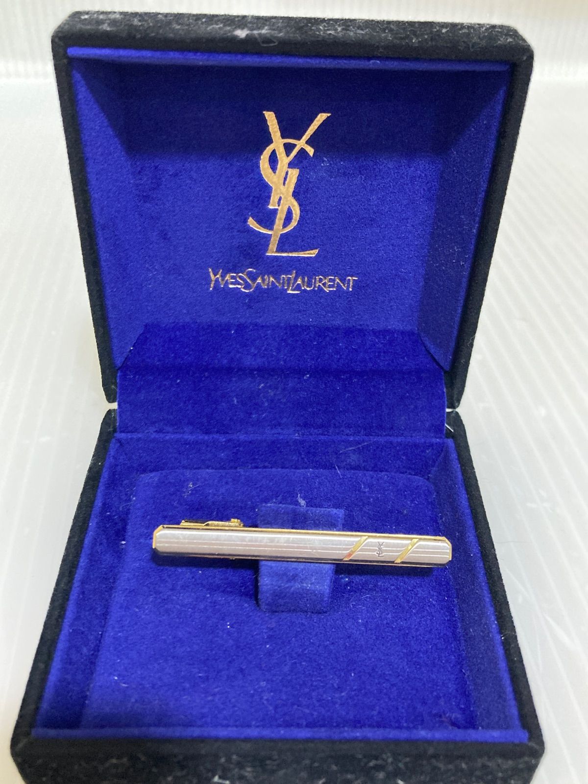 ◆Yves Saint Laurent ネクタイピン No.411 Yves Saint Laurent ネクタイピン - メルカリ
