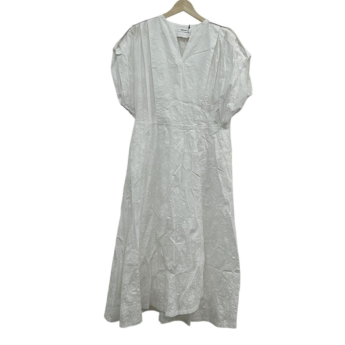 エブール　ワンピース　38 白 ebure(エブール) ワンピース レディース美品 - 白 半袖/ロング/花柄