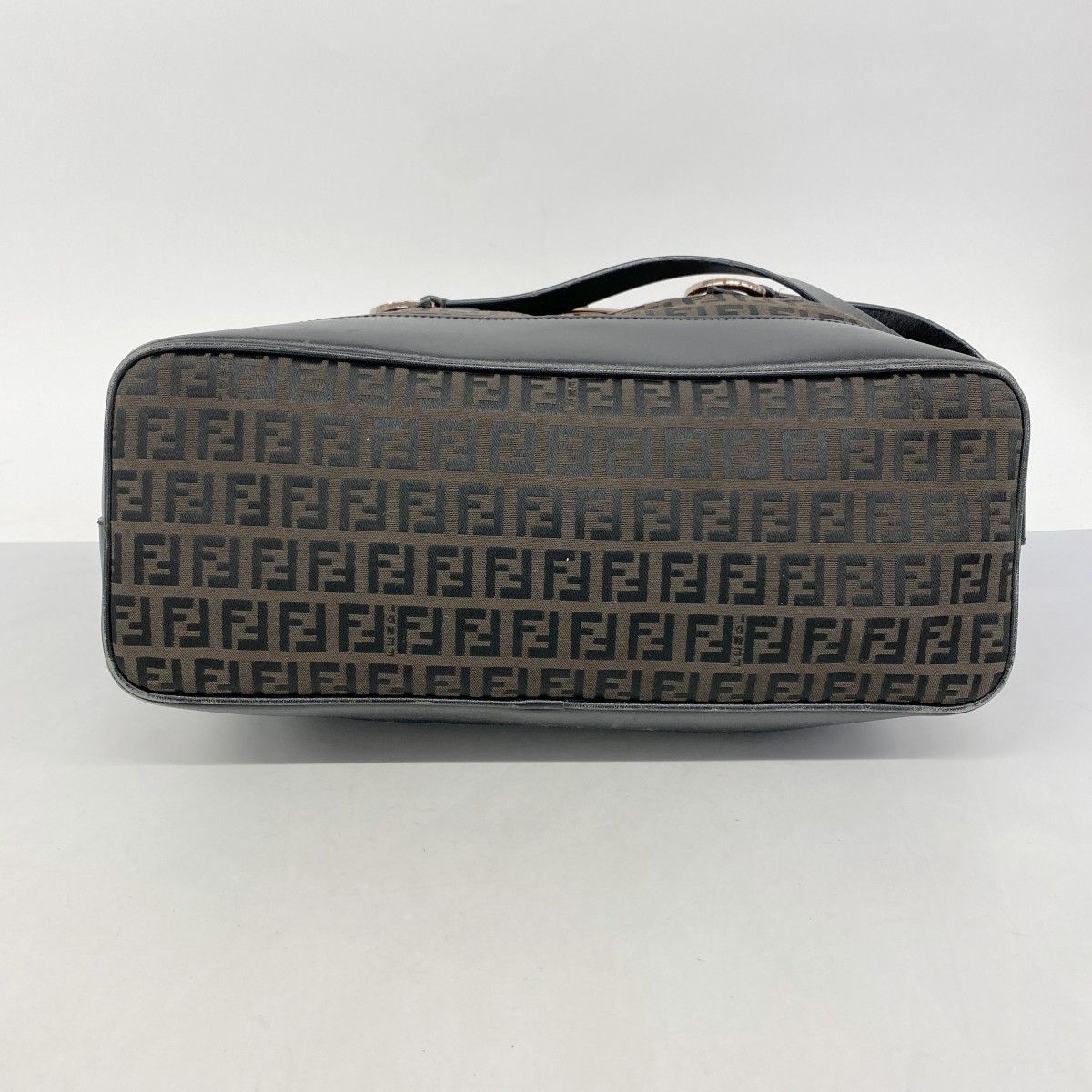 ☆SALE【5pa0700】フェンディ ハンドバッグ ズッキーノ ナイロン