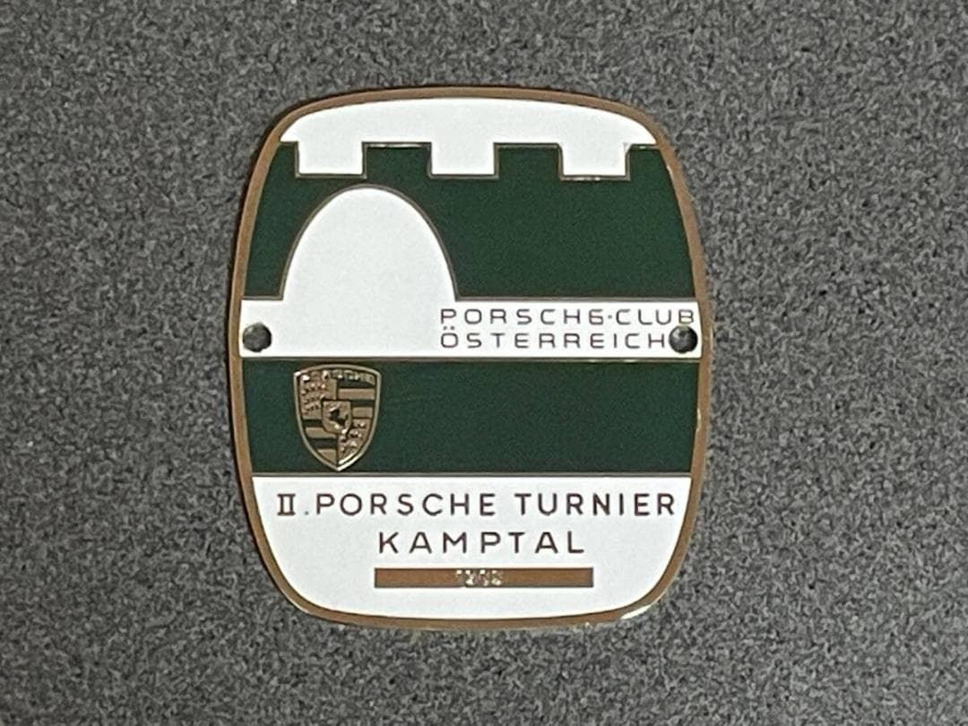 ポルシェ クラブ オーストリア グリルバッジ カーバッジ
