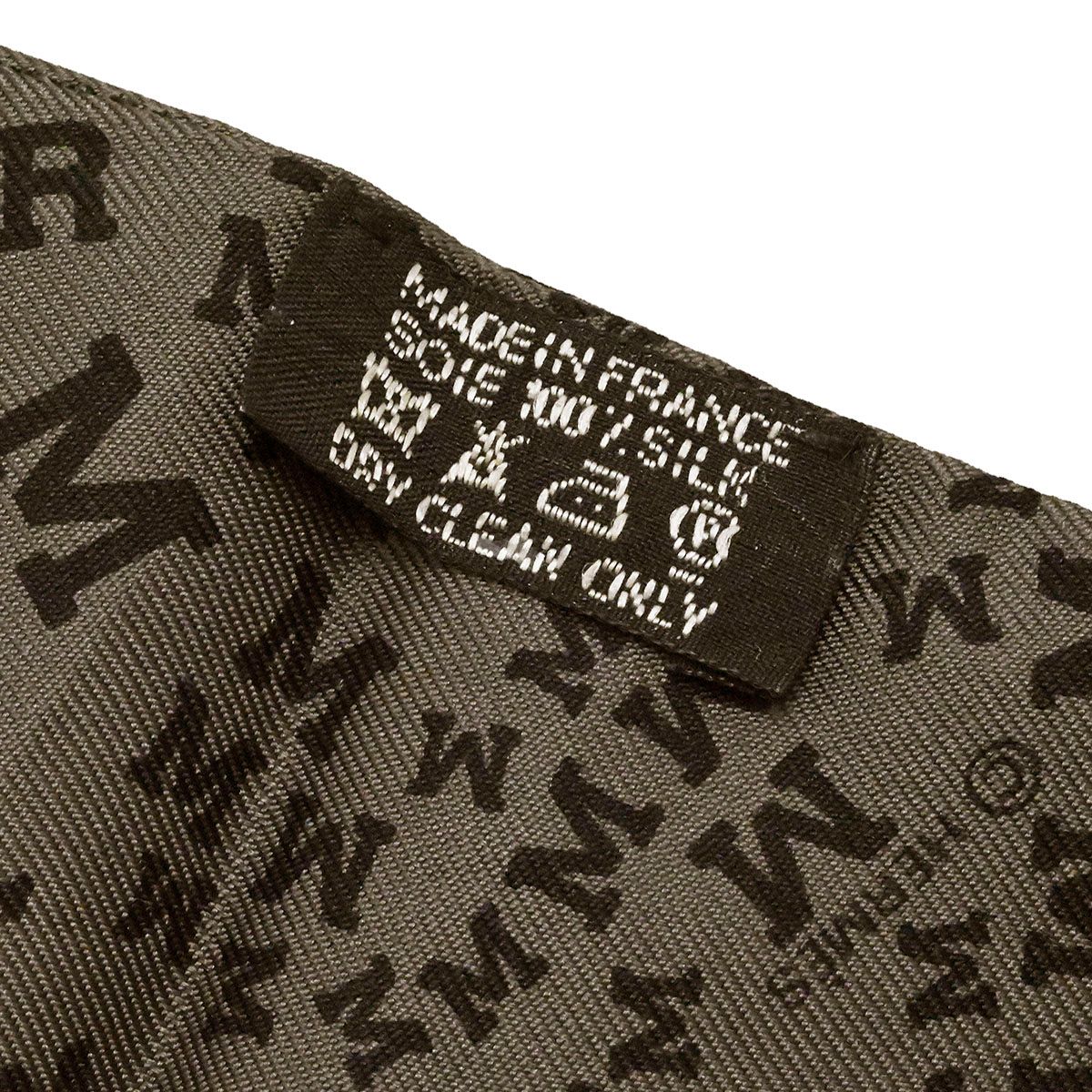 アルファベットロゴ柄 レディース