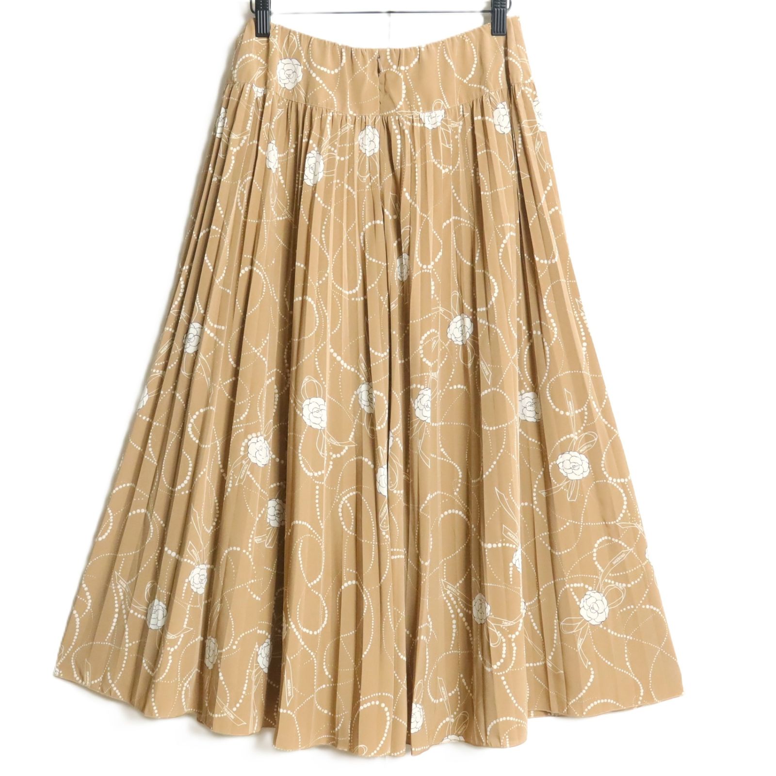 INGEBORG リリープリントプリーツスカート　明日9/16迄の出品‼️ INGEBORG リリープリントプリーツスカート 明日9/16迄の出品