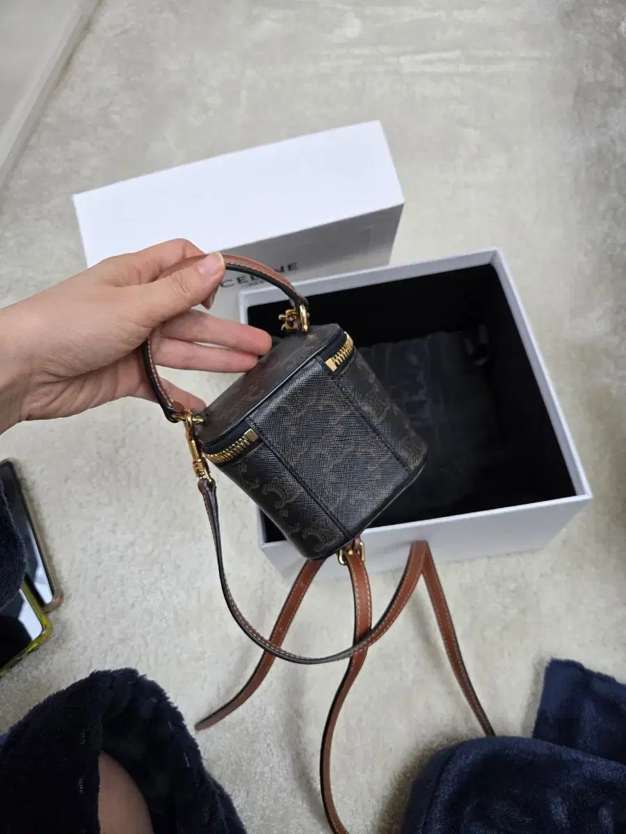 Celine セリーヌ ミニ ベニティ ケース ベニティバッグ