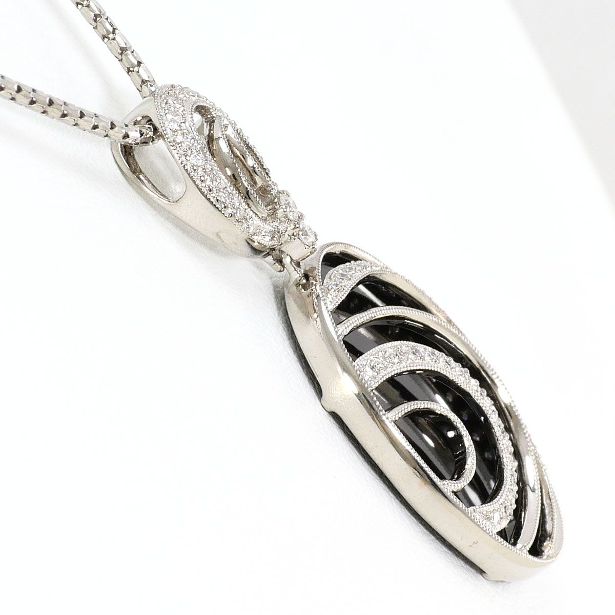 K 18 WG ネックレス オニキス ダイヤモンド 0.21 ct 鑑別書 総重量約8.5 g 約46 cm