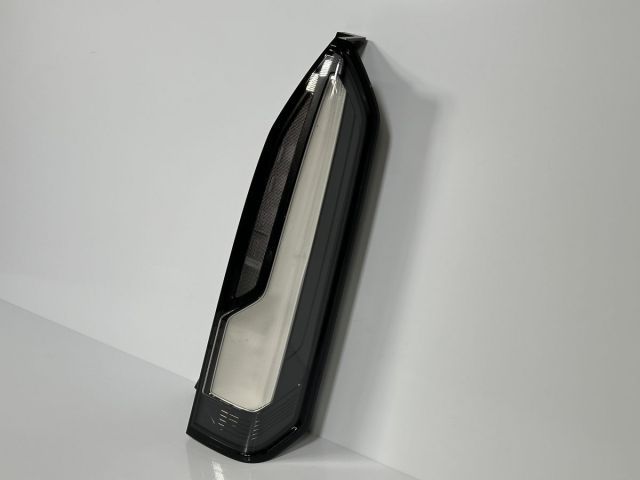 美品/破損キズなし/低走行 N-BOX JF5 JF6 純正 右テールランプ テール