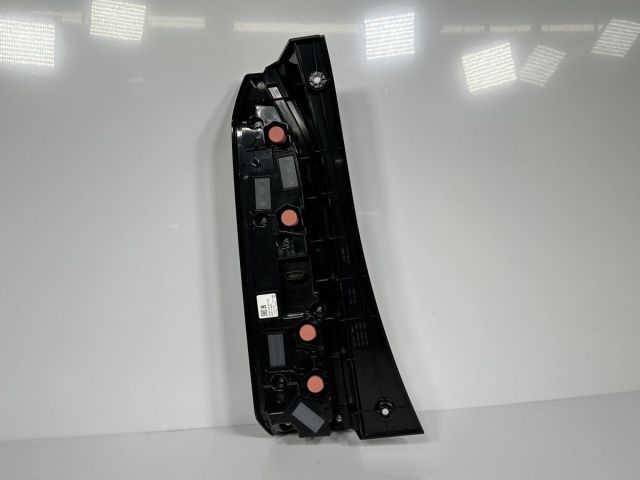 NBOX 破損なし　右テールライト　33500-32R-J016-M1 美品/破損キズなし/低走行 N-BOX JF5 JF6 純正 右テールランプ テール