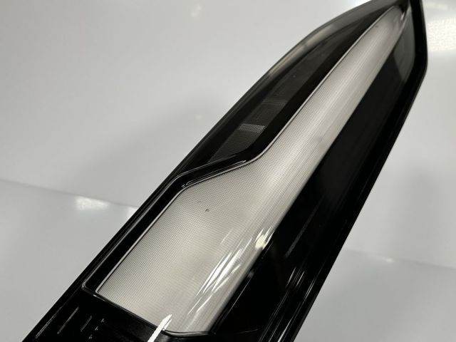 美品/破損キズなし/低走行 N-BOX JF5 JF6 純正 右テールランプ テール