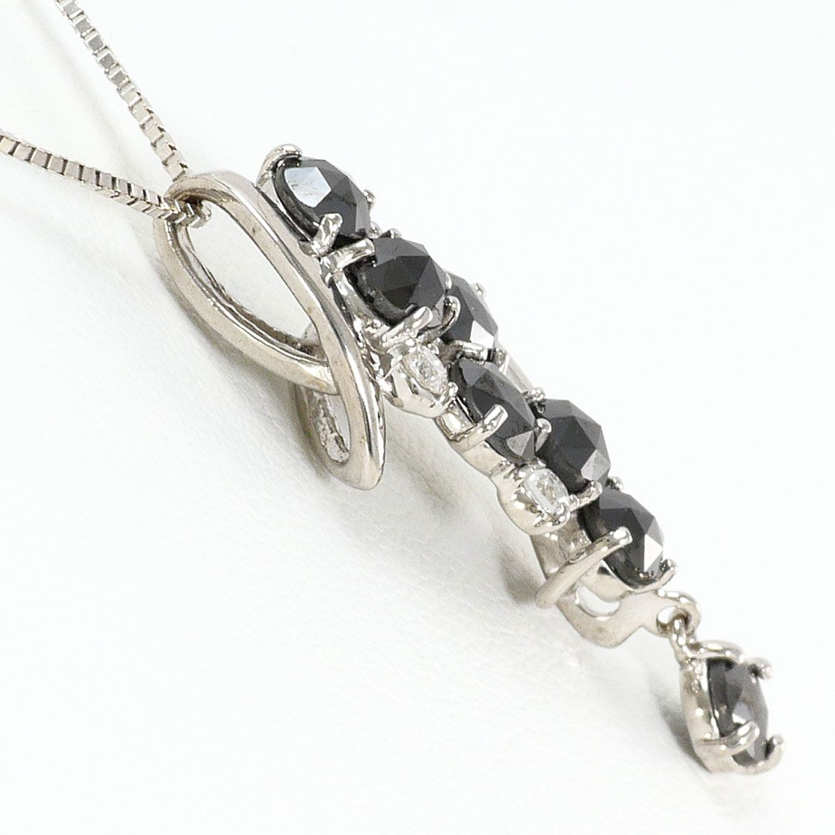 K 18 WG ネックレス ブラックダイヤ ダイヤモンド 鑑別書 総重量約3.2 g 約47 cm