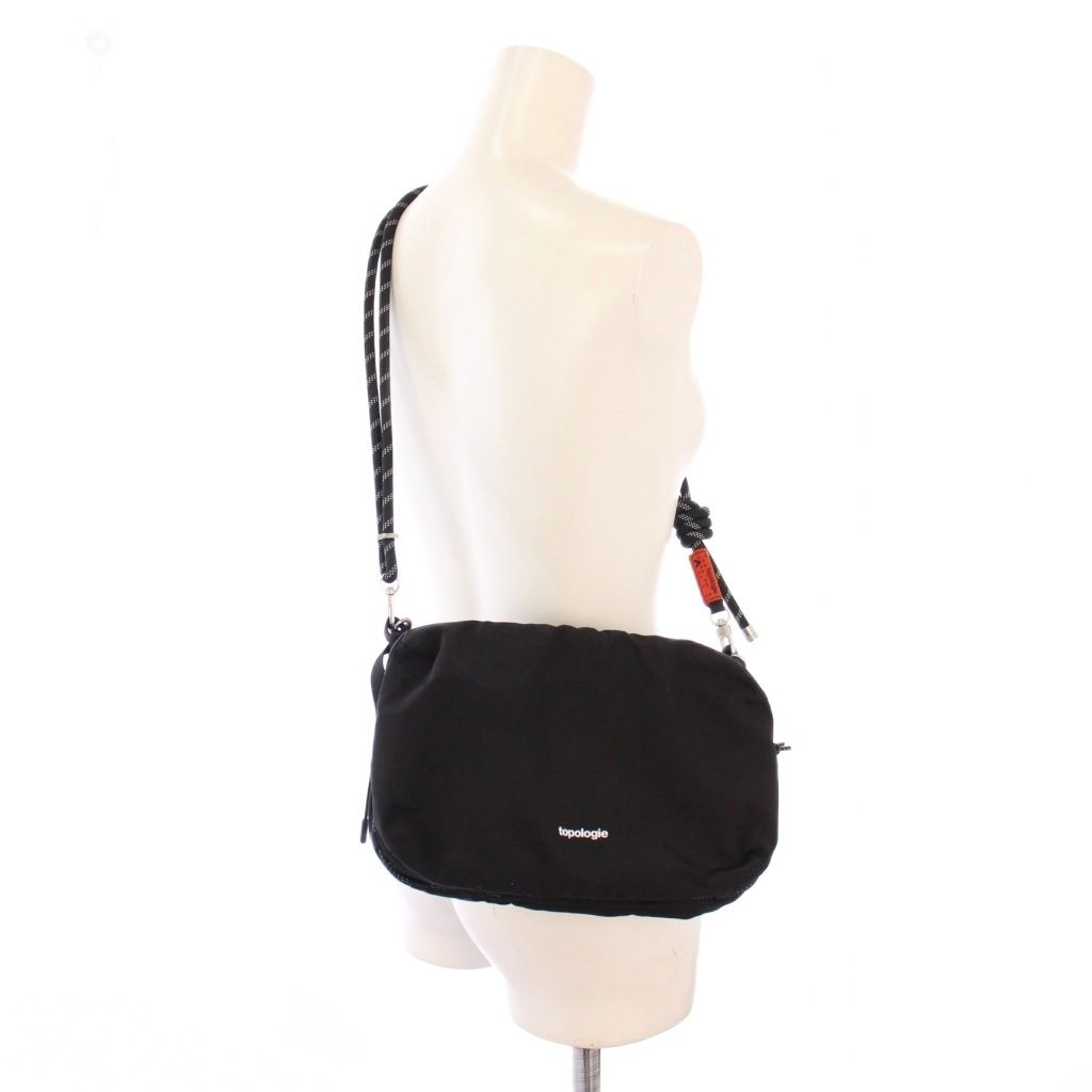  トポロジー Bottle Sacoche ボトルサコッシュ 2 WAY ショルダーバッグ ハンドバッグ ロゴ プリント 黒 ブラック BB ショルダーバッグ ショルダーバッグ