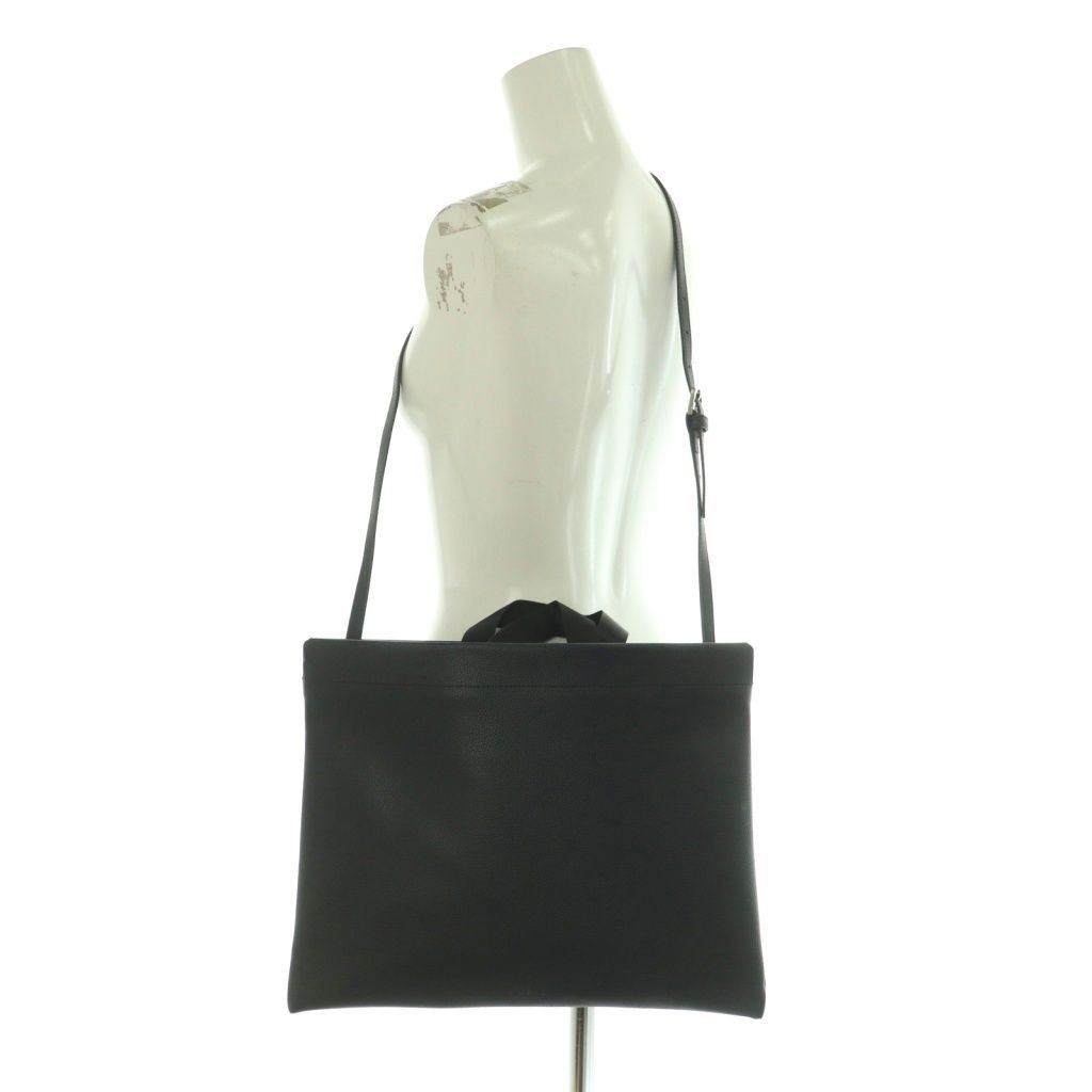 クラッチバッグ