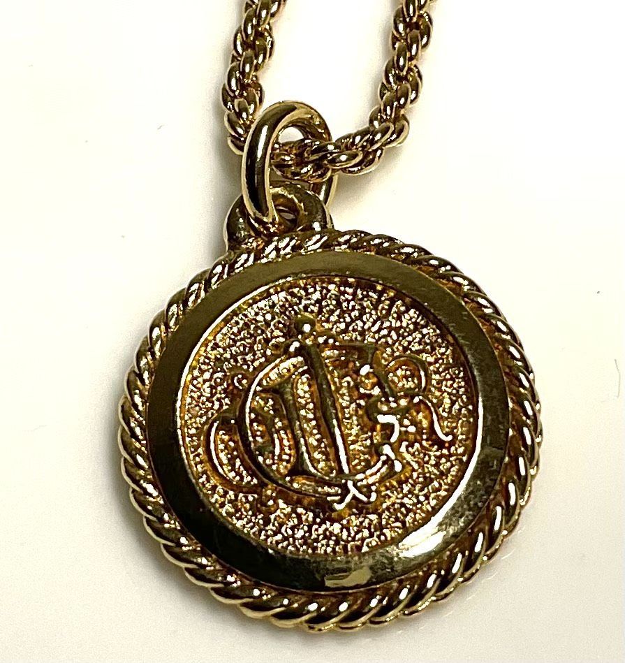 クリスチャンディオール