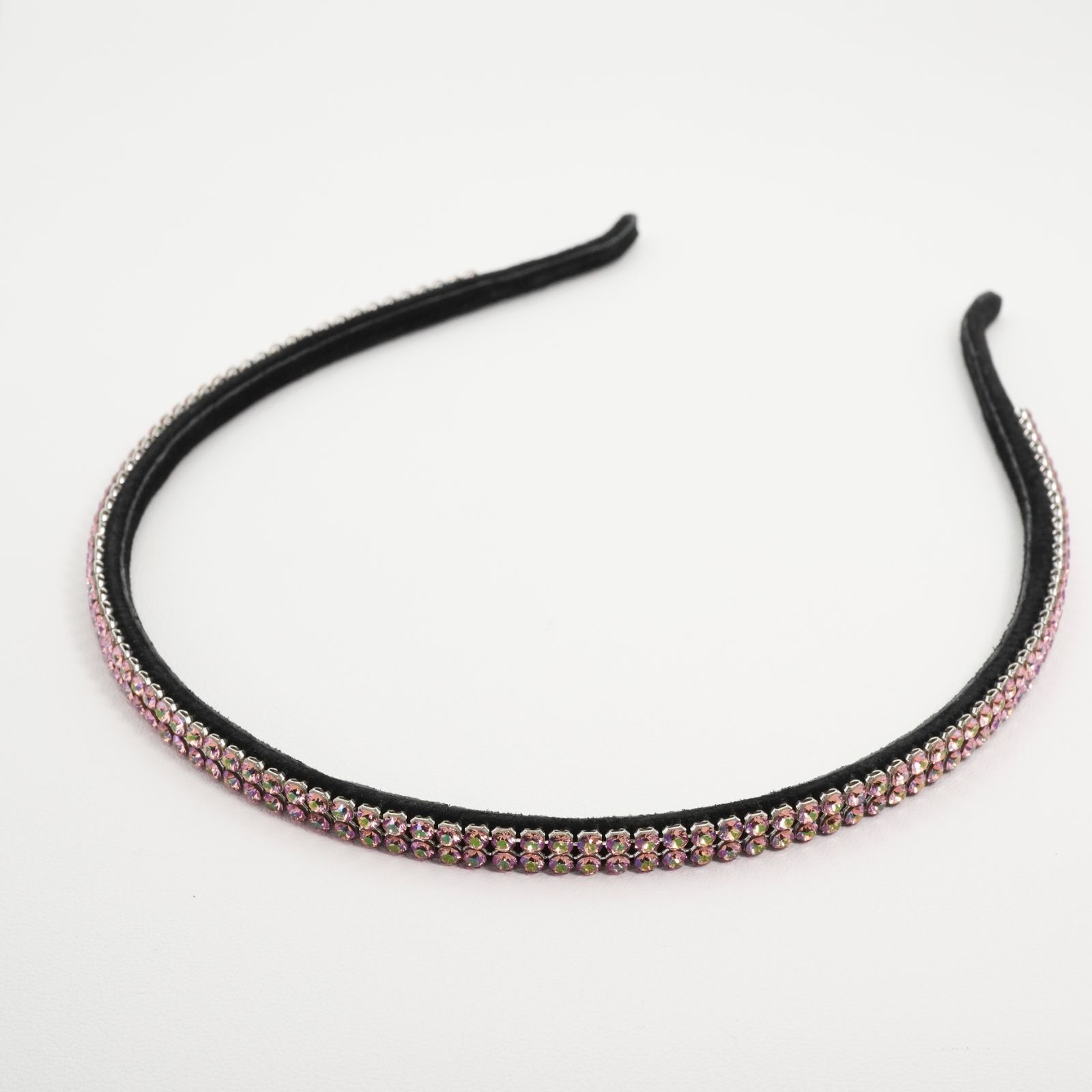 アッカ  カチューシャ ブラック 3連 ラインストーン アッカ カチューシャ ブラック 3連 ラインストーン アッカ