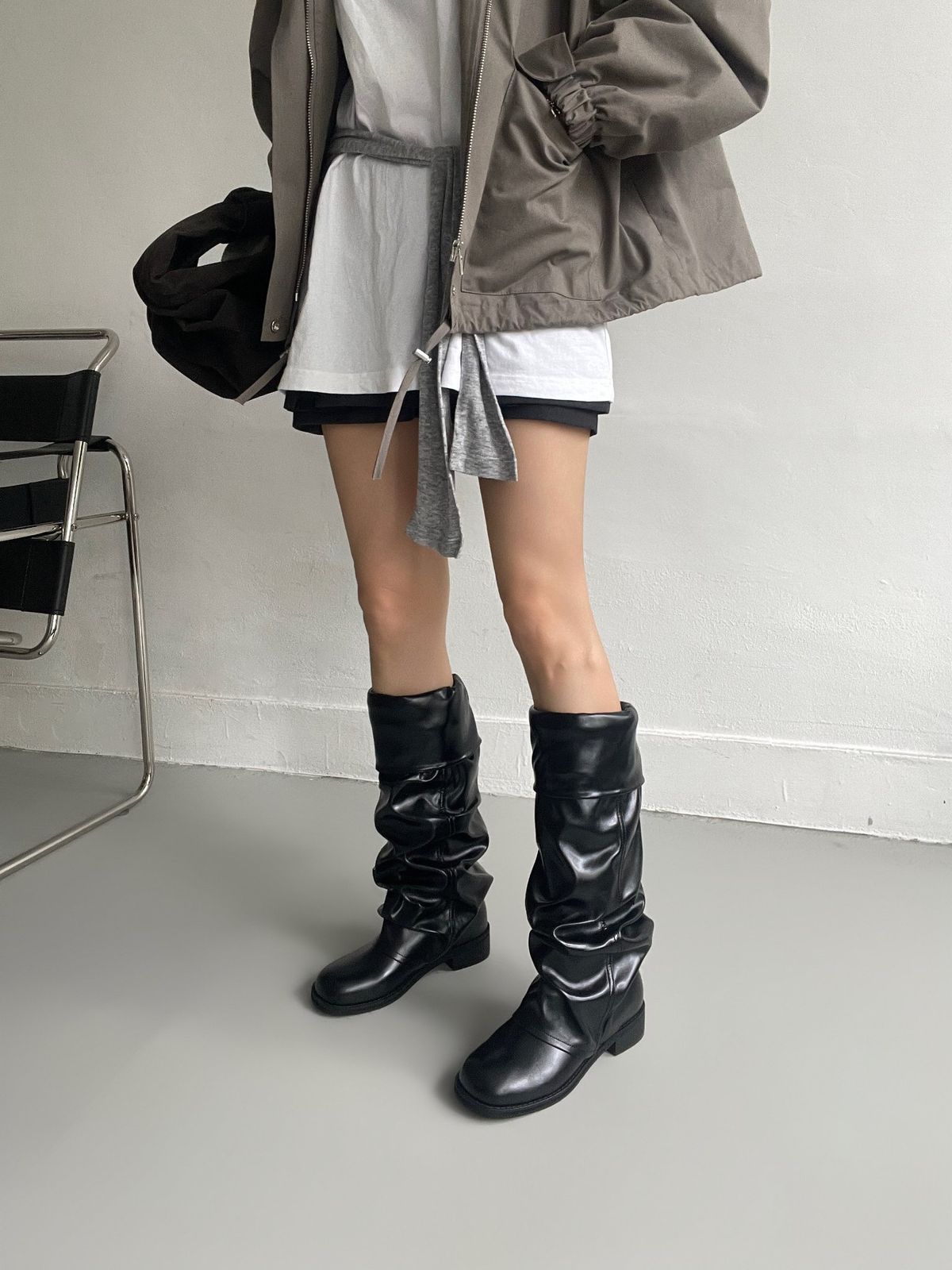 スラウチ ブーツ