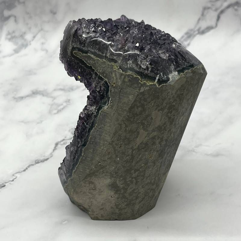 存在感ある大サイズ 原石