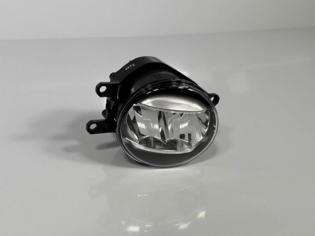 新車外し/美品 ヴォクシー ZRR80W ハリアー ZSU60W アルファード AGH30W 純正 右フォグランプAssy RH LED 81210-48050 48-150 管理33514