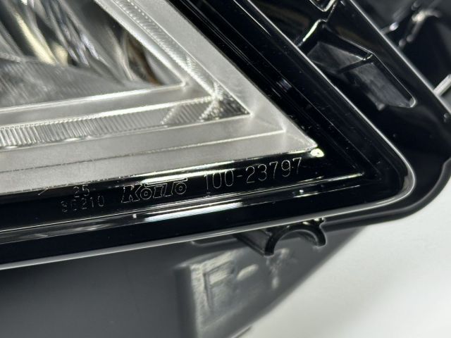 極美品/破損キズなし/低走行 エクストレイル T33 純正 右ヘッドライト 