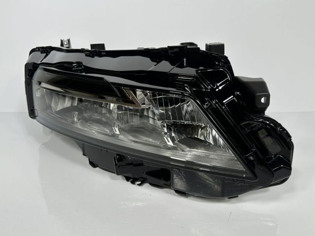 極美品/破損キズなし/低走行 エクストレイル T33 純正 右ヘッドライト