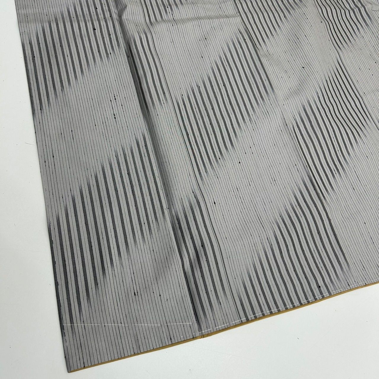 紬 正絹 織柄 ストライプ 粋な織 しつけ糸 袷 着物MK-2413 - メルカリ