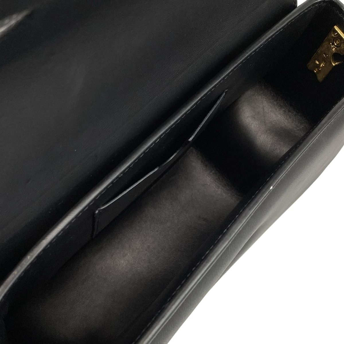 Off-White オフホワイト