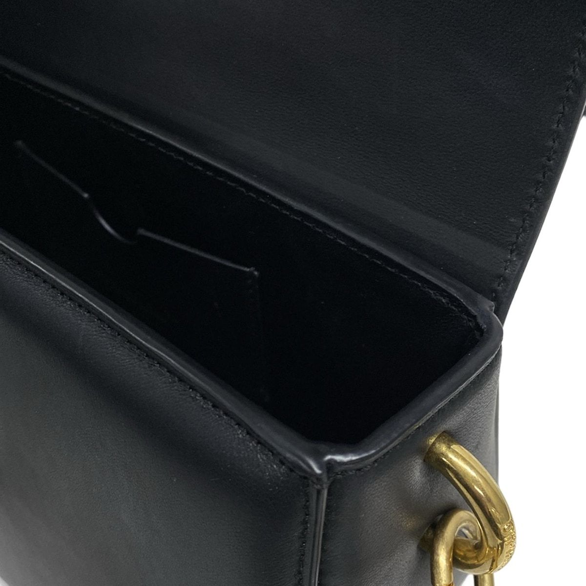 ショルダーバッグ BURROW