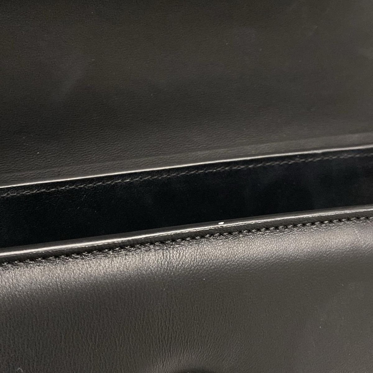 オフホワイト ショルダーバッグ