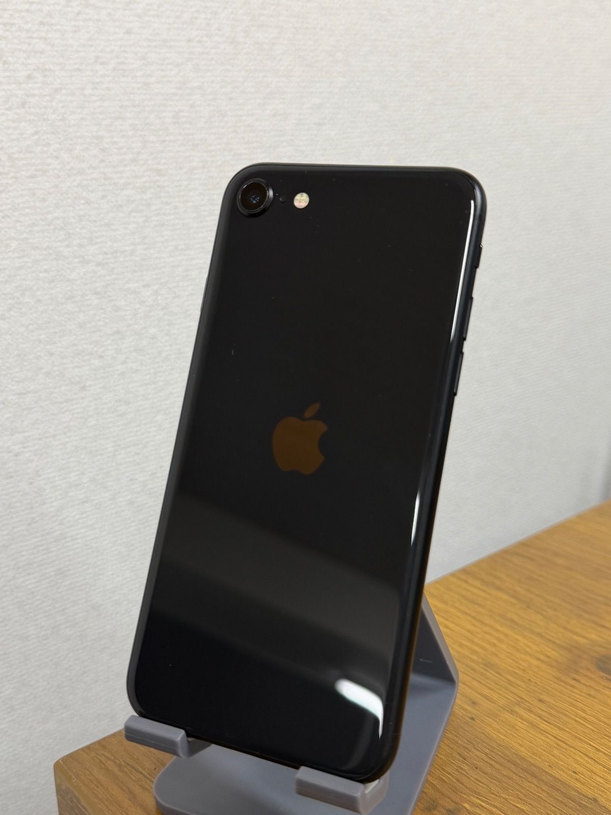 iPhone SE 第2世代 64GB ブラック SIMフリー 動作確認済み IMEI