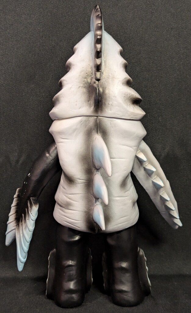 メディコム・トイ 東映レトロソフビコレクション シロノコギリザメ